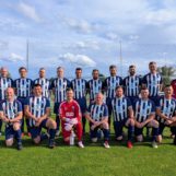 Wenn’s hinten klingelt: Alte Herren mit spätem Comeback gegen Bitterfeld