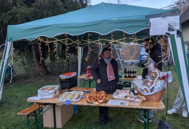 Gemütlicher Adventsmarkt mit vielen schönen Begegnungen am Vereinsstand